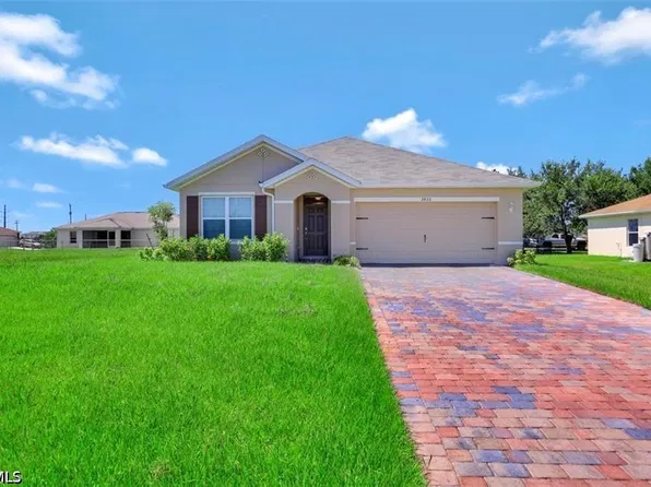 2420 NW 9th St, Cape Coral, FL 33993