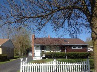 77 Pearce Dr, Amherst, NY 14226