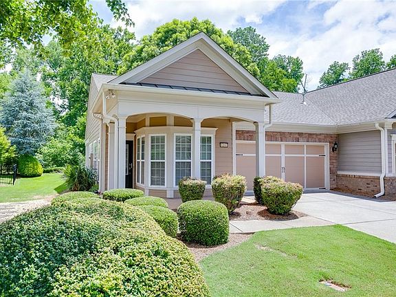 3rd image of 6160 Longleaf Dr