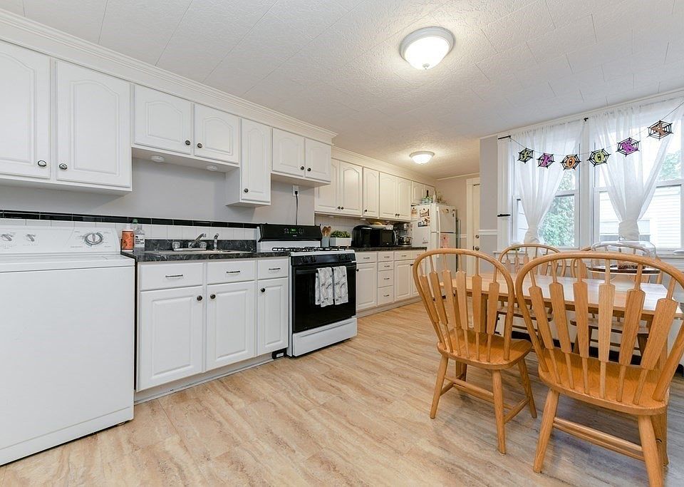 1st image of 22-24 Story St