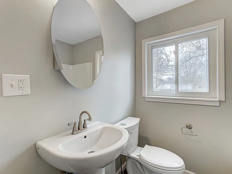 4016 Maricarr Dr — Photo 24