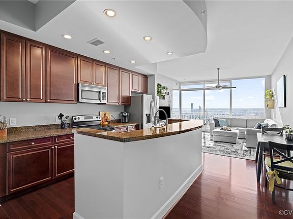 4th image of 301 Virginia St #U1510