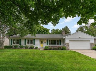 194 Westview Dr, Alma, MI 48801