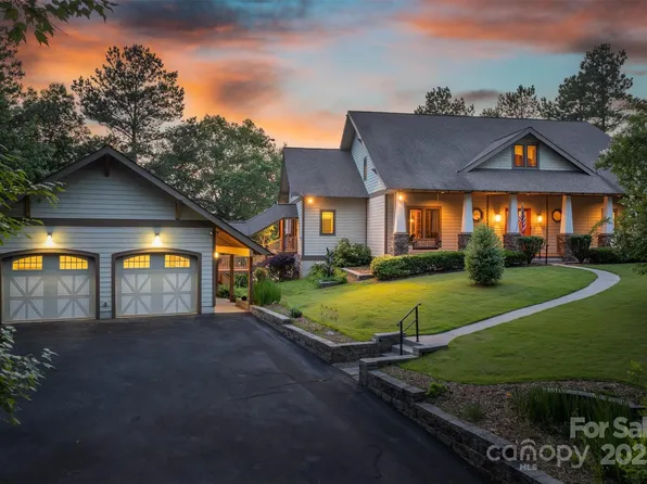 2071 Starboard Ln, Connelly Springs, NC 28612
