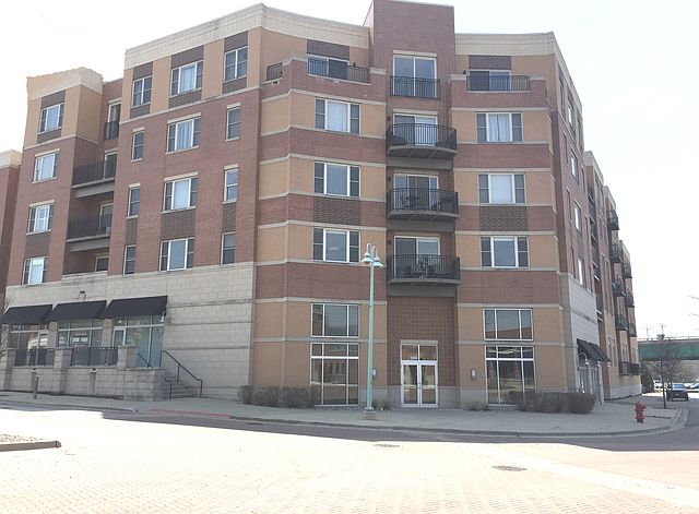 1st image of 300 Village Cir Unit 414