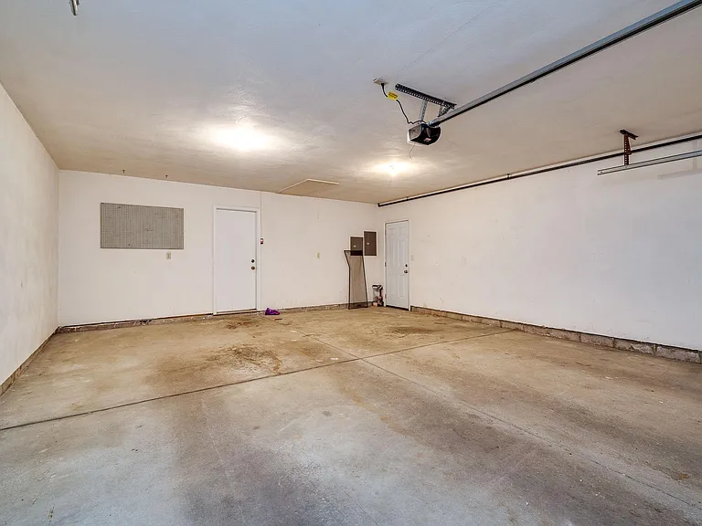 3789 Olde Willow Dr — Photo 34