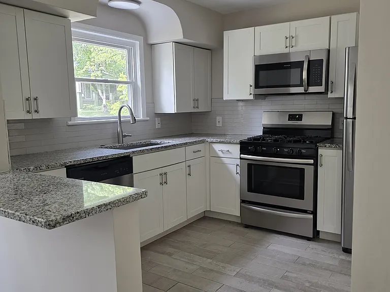 6253 Sturdy Ave — Photo 24