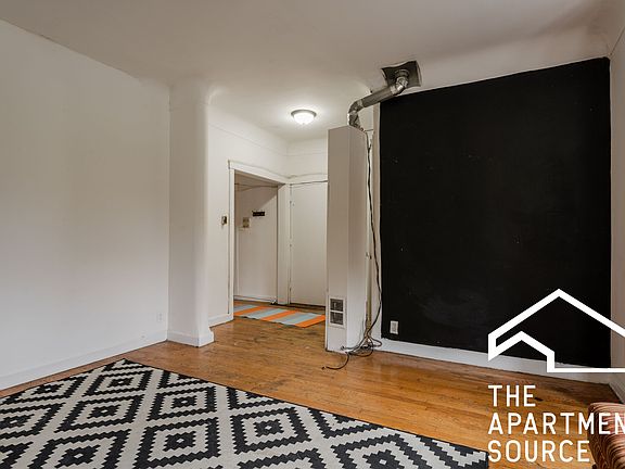 3rd image of 2031 N Humboldt Blvd APT 1