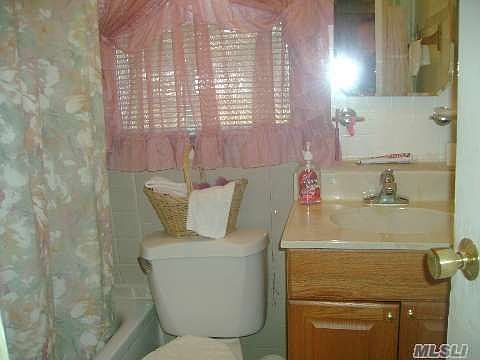 4th image of 15 Hazel Ave