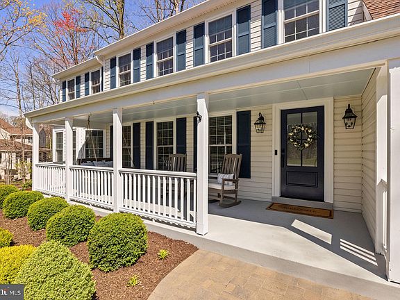 5th image of 3270 Grady Ln