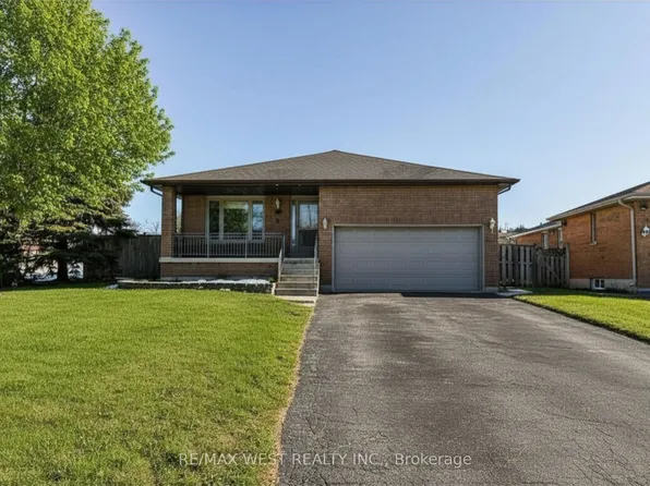 139 Carmen Cres, Vaughan, ON L4L 5P1