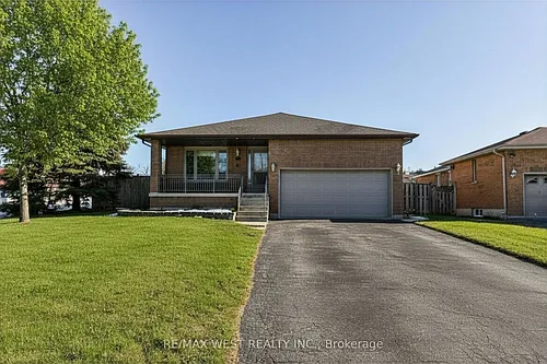 139 Carmen Cres Photo 1