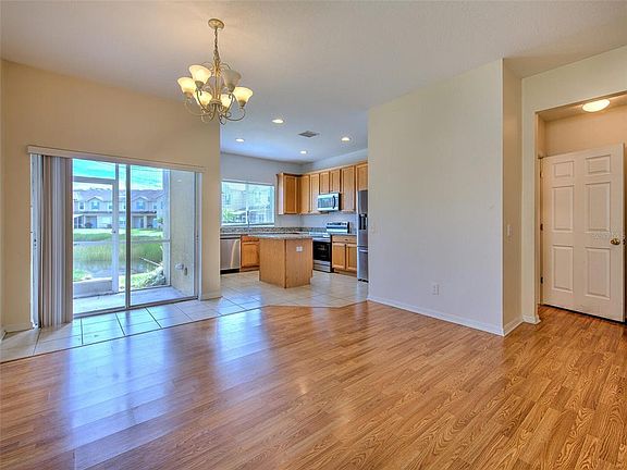 3rd image of 29021 Girvan Dr