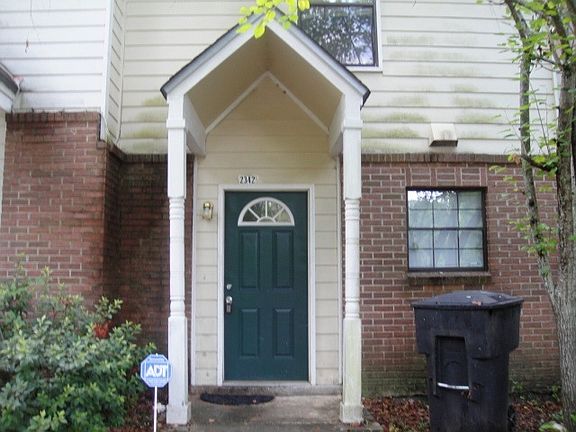 4th image of 2342 Sylvan Ct
