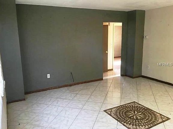 3rd image of 313 21st St