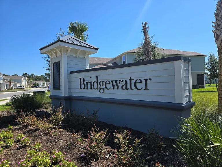 62 Summer Moon Dr — Photo 1