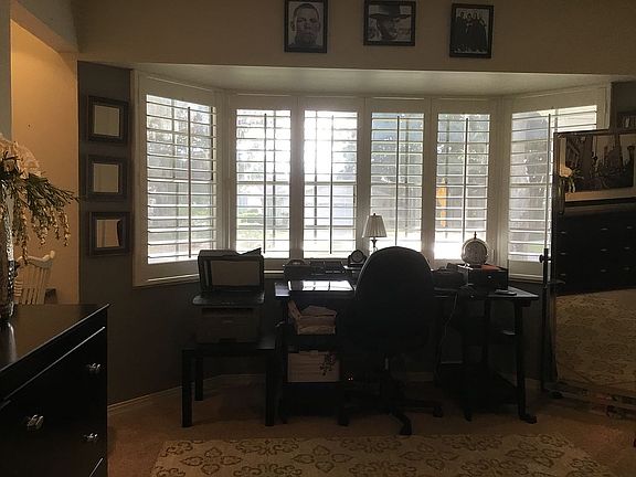 Second bedroom/ study