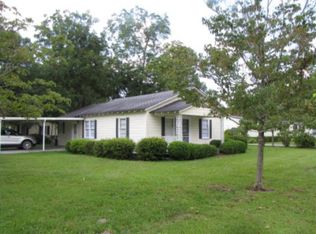 306 E 1st St, Adel, GA 31620