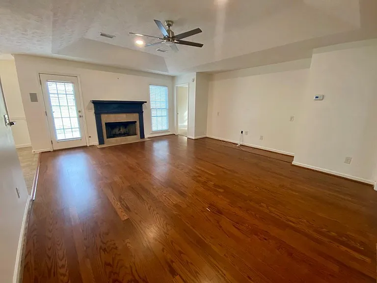 1815 Saffron Ct — Photo 6