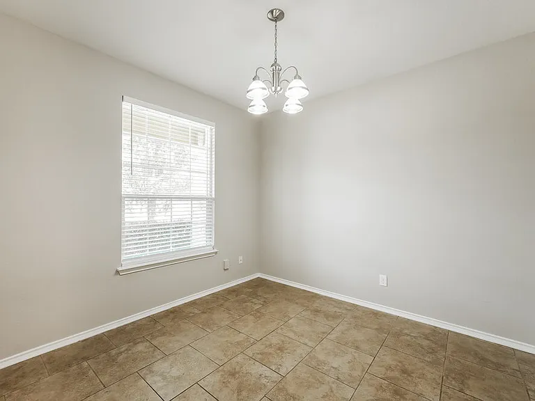 8434 Cedar Mdws — Photo 8