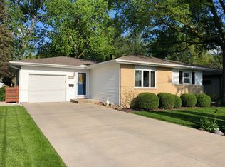 1506 S Division St, Pontiac, IL 61764