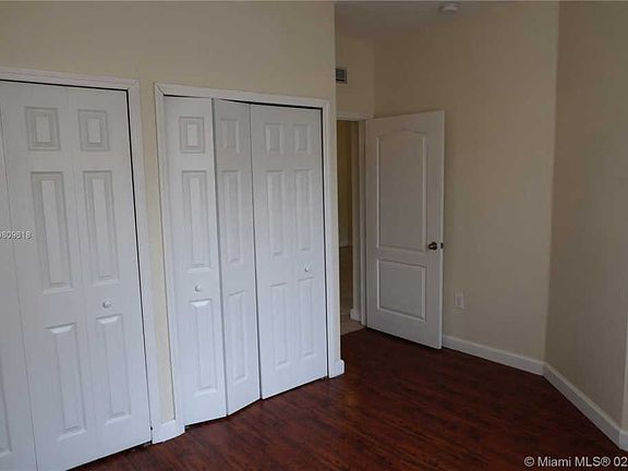 4th image of 2461 SE 16th Ter Unit 100