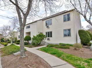 405 Great Rd APT 7, Acton, MA 01720