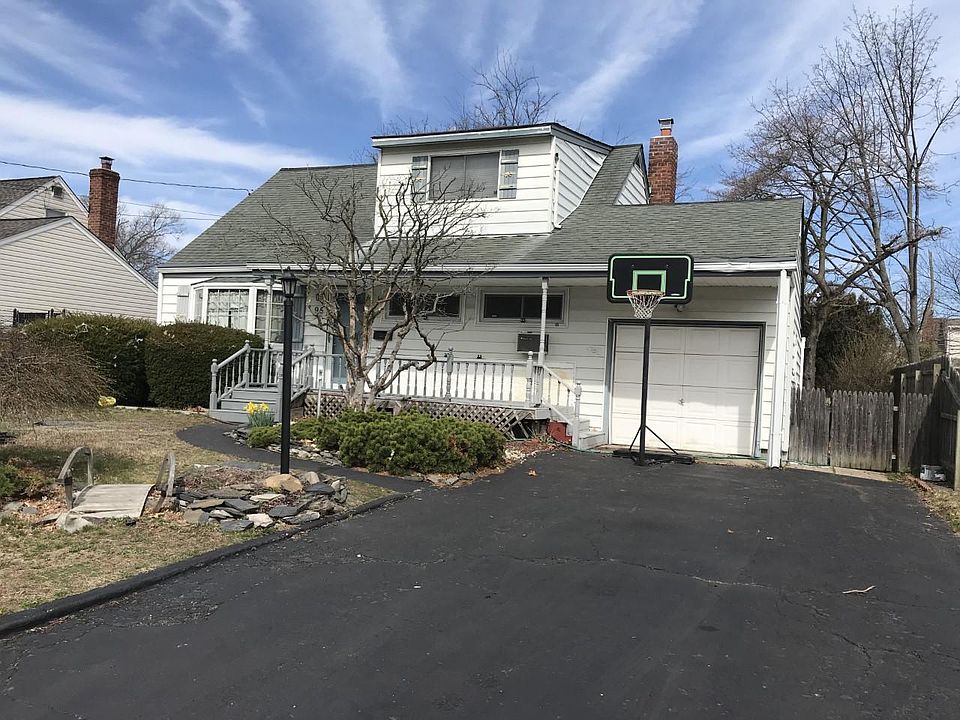 1st image of 95 Kime Ave