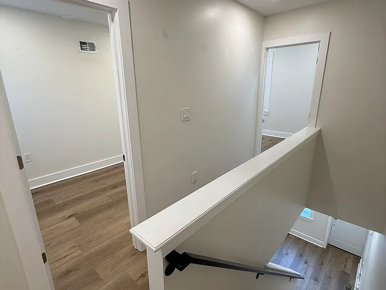155 W Palmer St — Photo 18