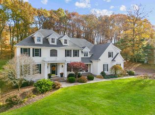 202 Old Farms Rd, South Glastonbury, CT 06073