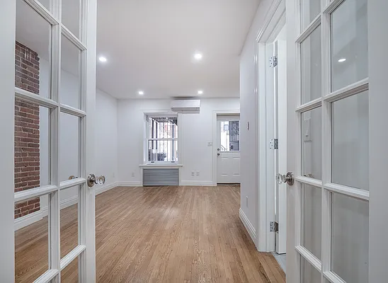 Rented by Harlem Lofts | media 10