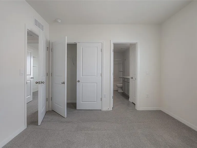 16701 Maude Dr — Photo 41