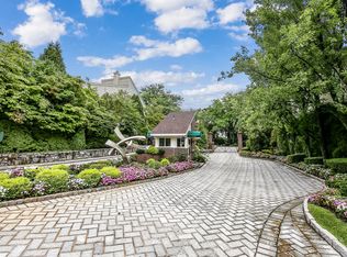 91 Waterside Close, Eastchester, NY 10709