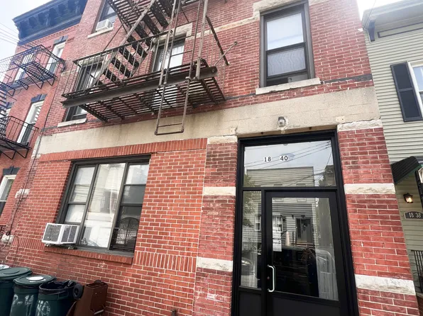 18-40 25th Road image 2 of 3