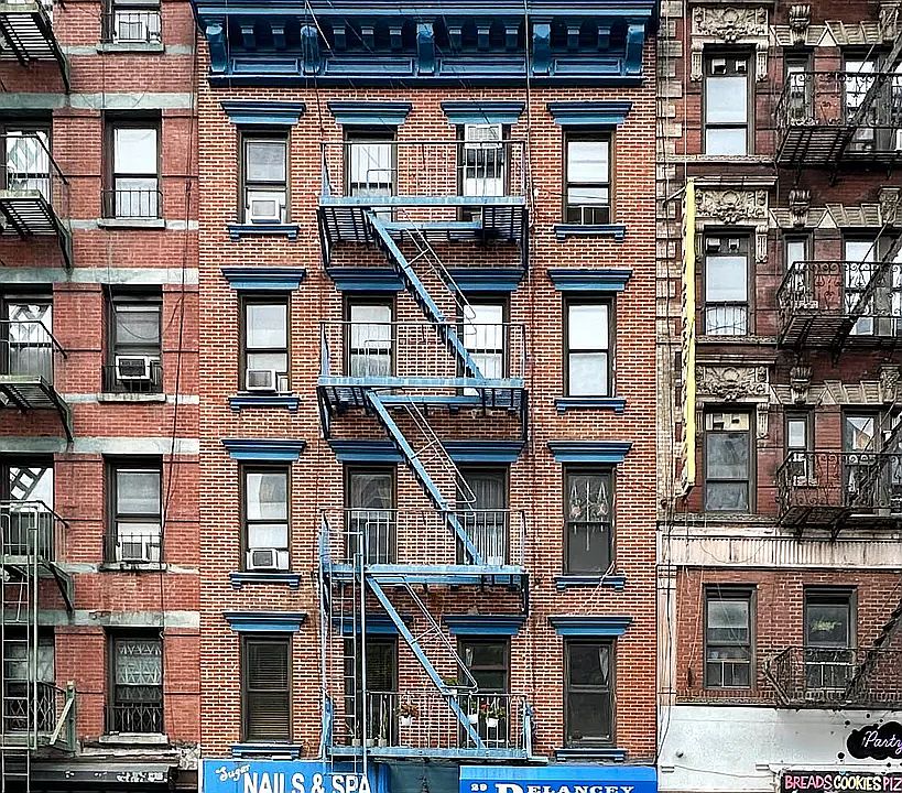 1st image of 29 Essex St #B