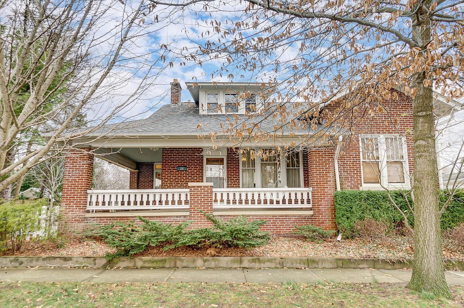 18 E Mound St, Canal Winchester, OH 43110 Zillow