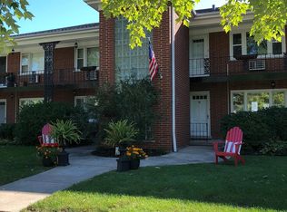 1427 Homestead Rd APT C, La Grange Park, IL 60526