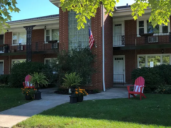 1427 Homestead Rd APT C, La Grange Park, IL 60526