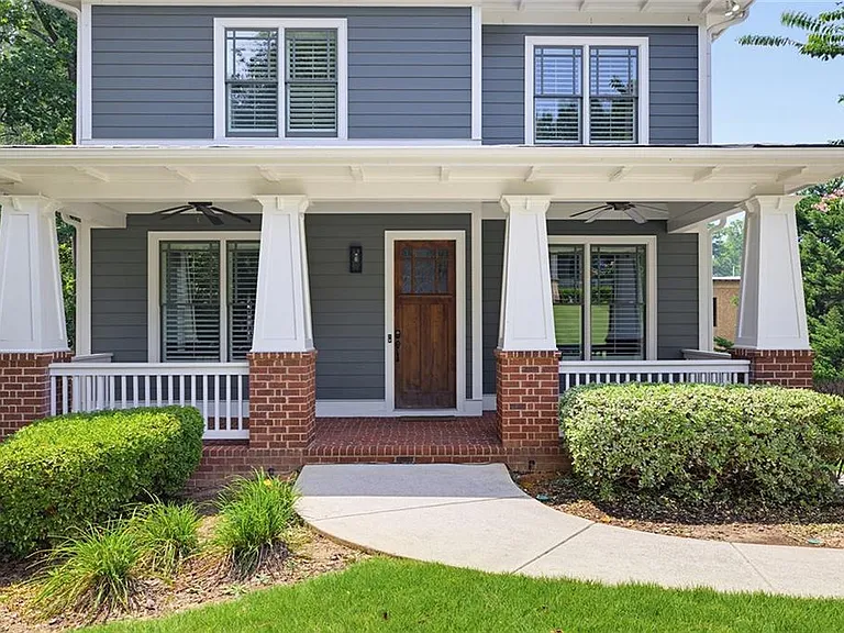 1452 Woodland Hills Dr NE — Photo 4
