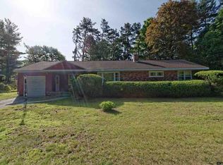 11 Schuyler Rd, Albany, NY 12203