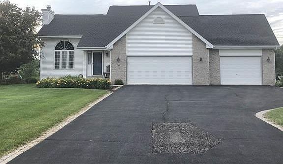 2nd image of 743 Woodsong Ct