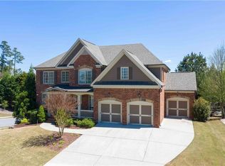176 Ashleigh Walk Pkwy, Suwanee, GA 30024