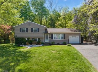 28 Ethan Dr, New Providence Boro, NJ 07974
