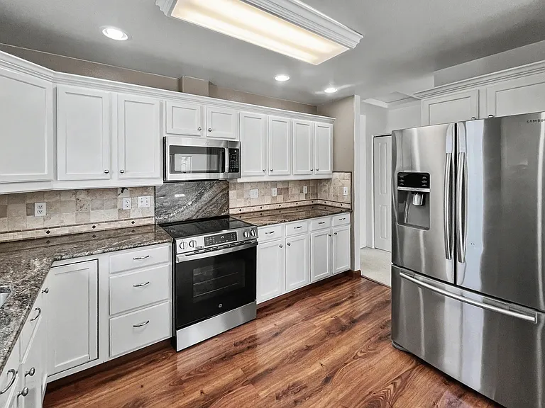 4021 Red Talon Dr — Photo 4