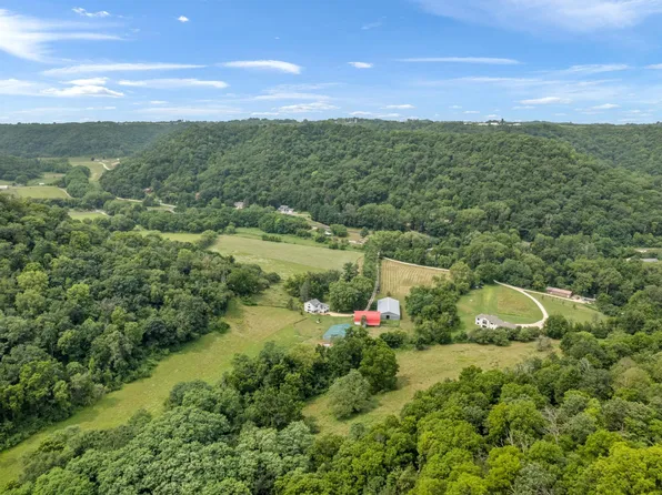 36415 Homer Valley Ln, Winona, MN 55987