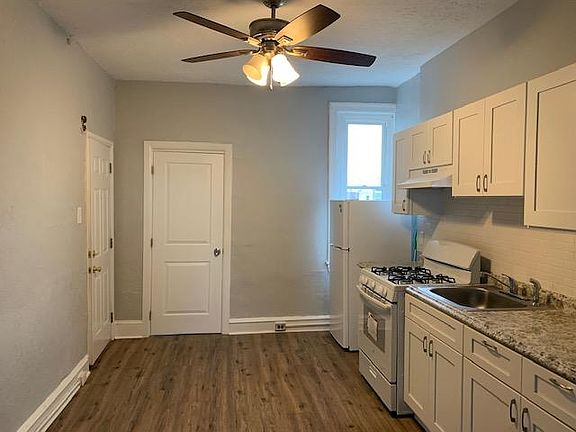 5th image of 527 Dickinson St #3A