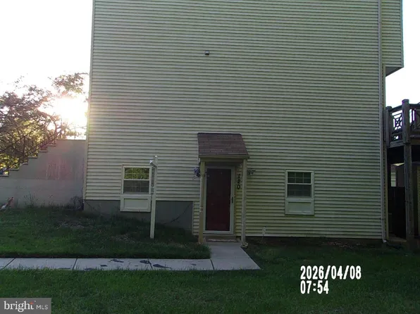 120 Azalea Ct #28-1, Upper Marlboro, MD 20774