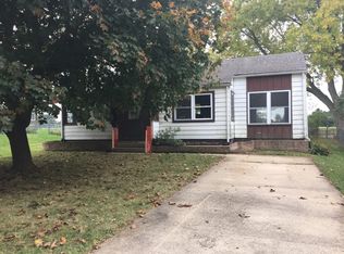 311 W Brayton Rd, Mount Morris, IL 61054