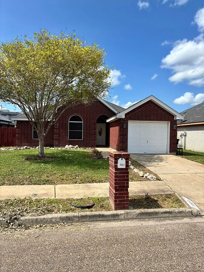 3 bed, 2.0 bath, 1330 sqft, $1,475 — Photo 1