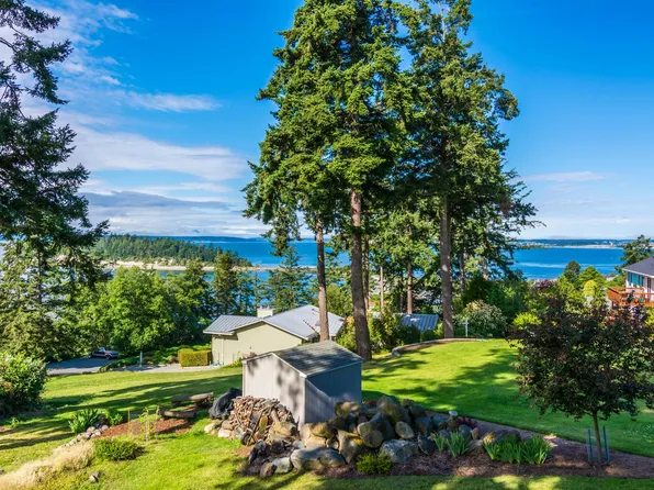 1246 Noel Greene Dr, Oak Harbor, WA 98277